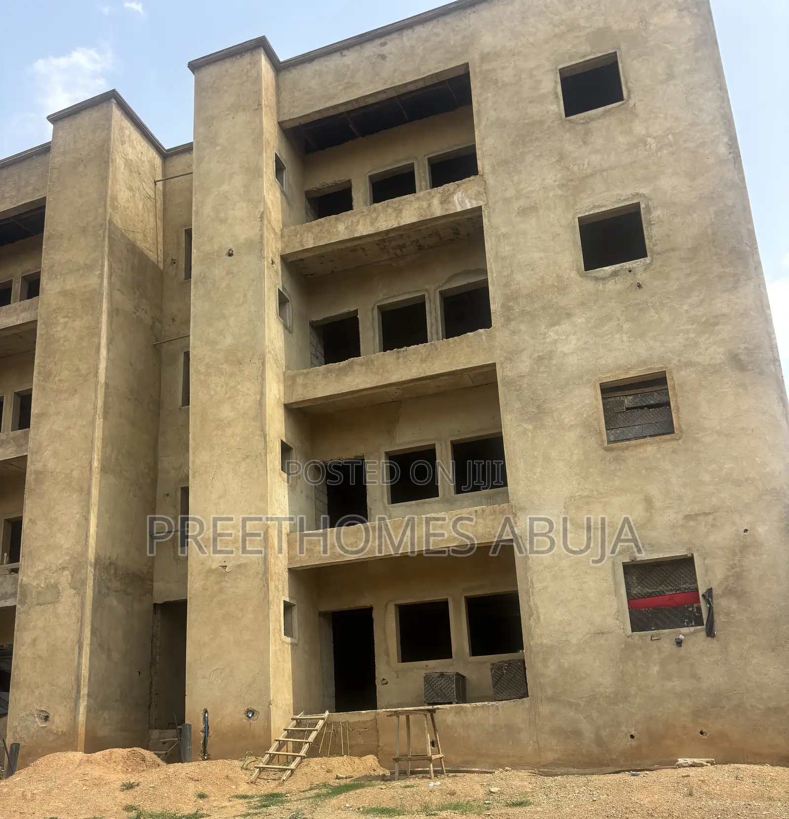 2 Bedroom Flat for Sale in Army Estate