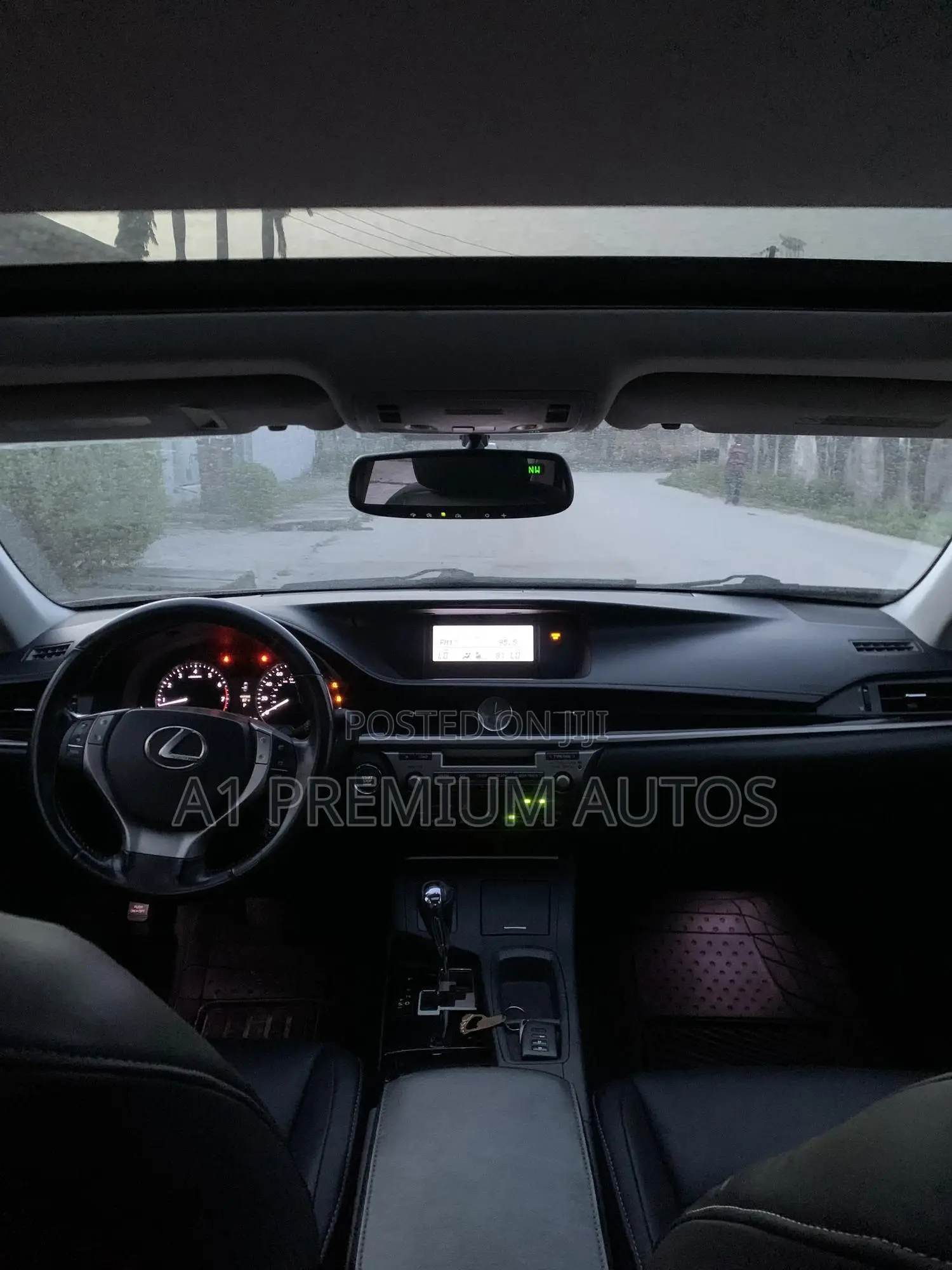 Lexus ES 350 FWD 2015 Red