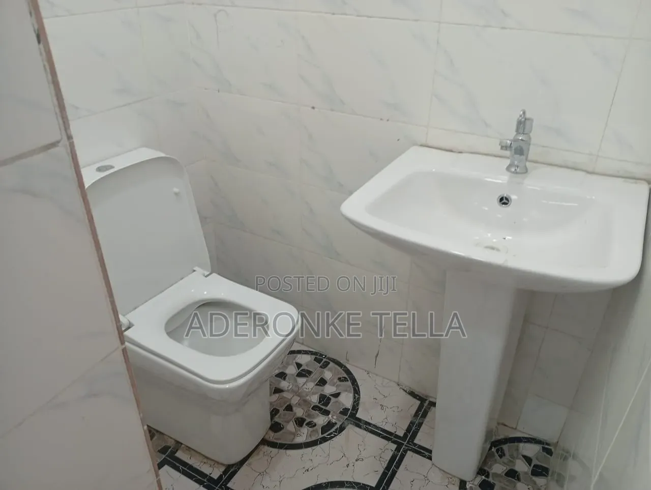 Furnished 4bdrm Duplex in Akowonjo for sale