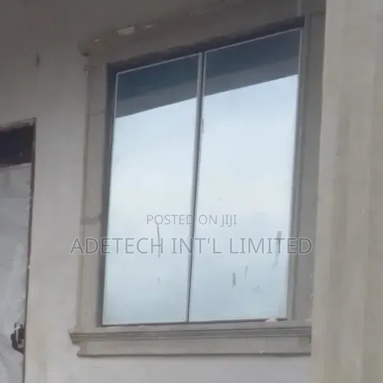 Aluminium Frameless Window