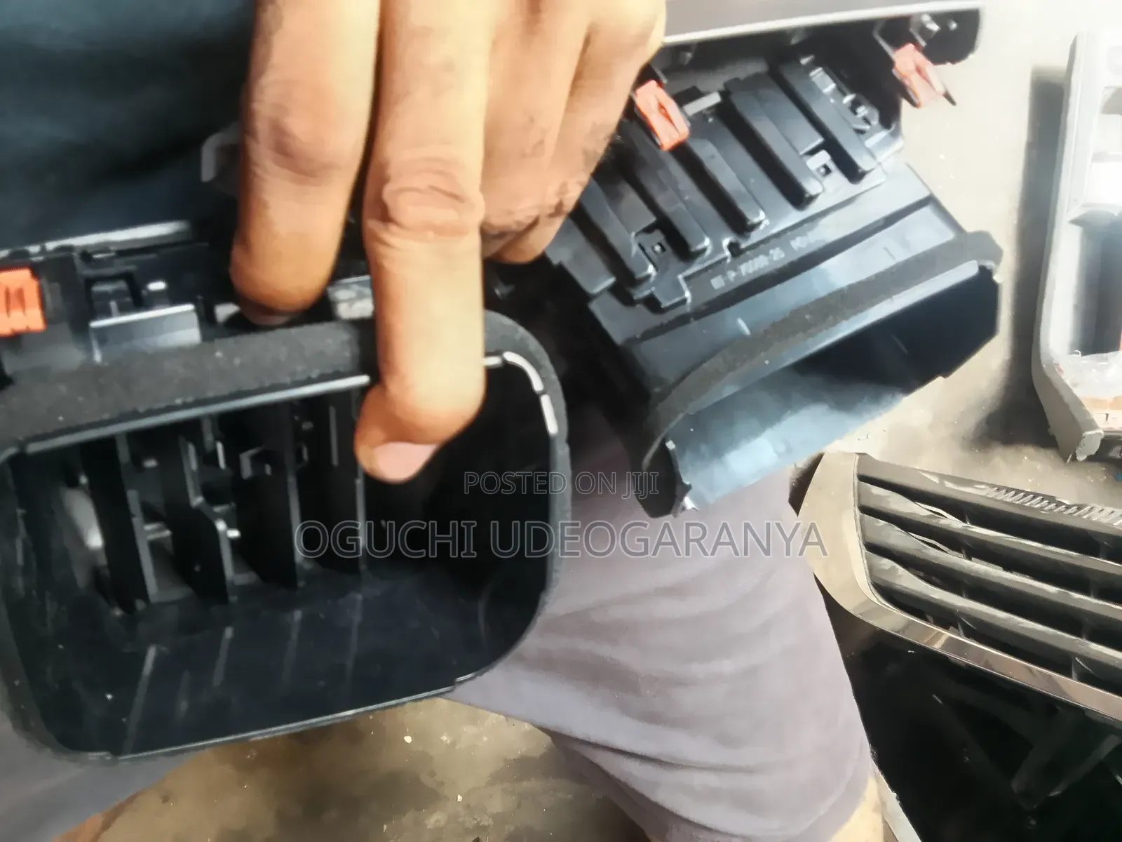 Side Vent for Toyota Hilux 2020