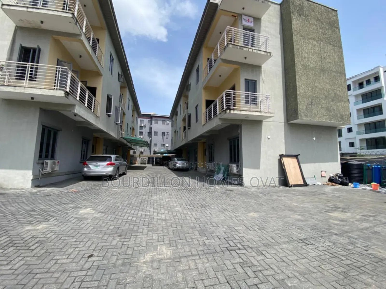 4bdrm Duplex in Ikate Lekki Lagos for rent