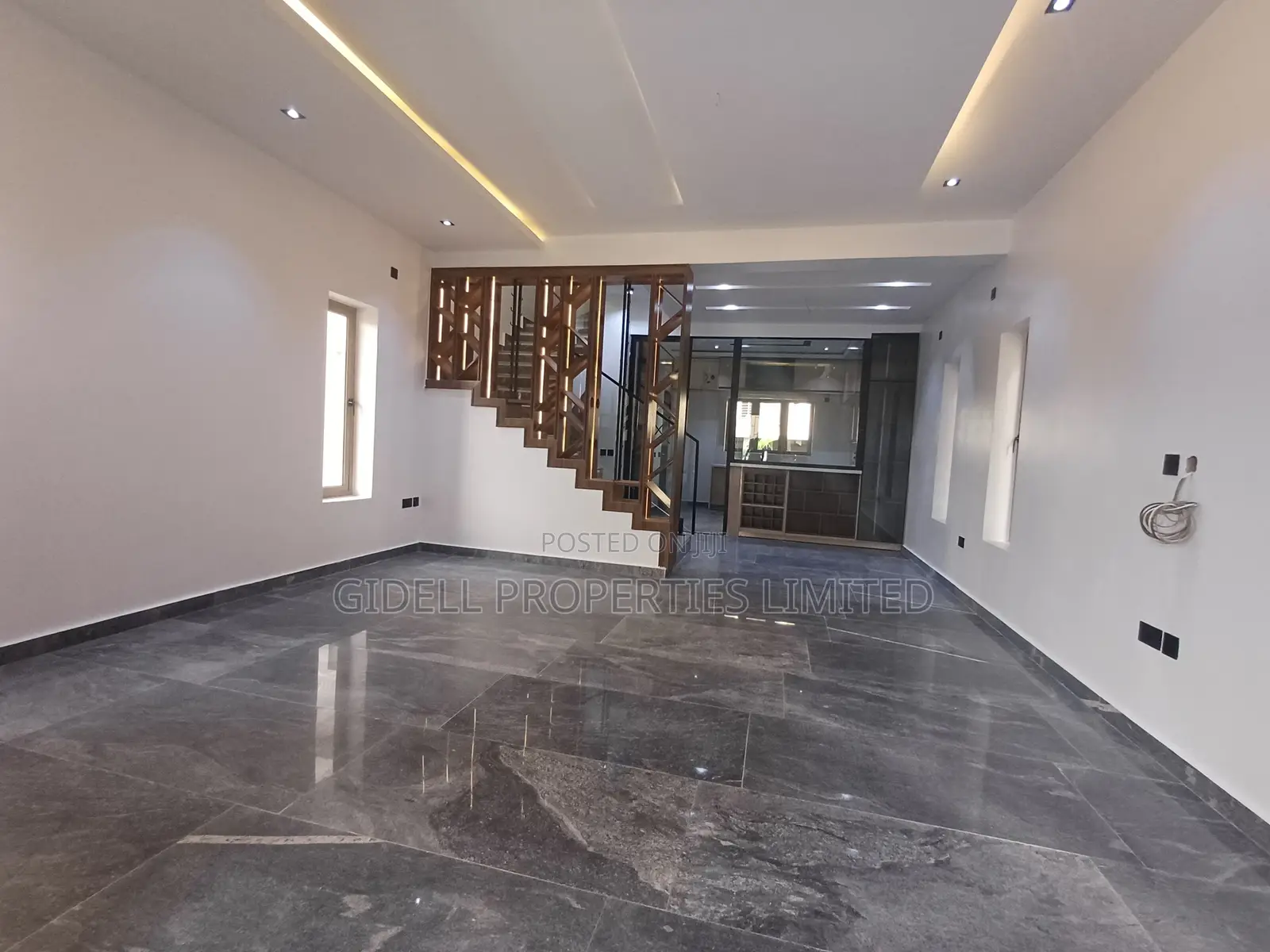 4bdrm Duplex in Mabushi for rent