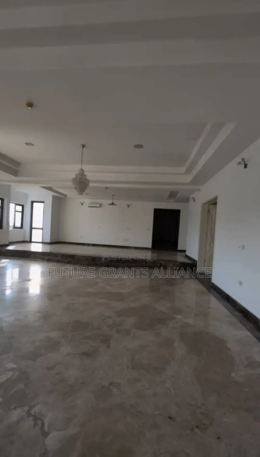 6bdrm Mansion in Maitama for sale