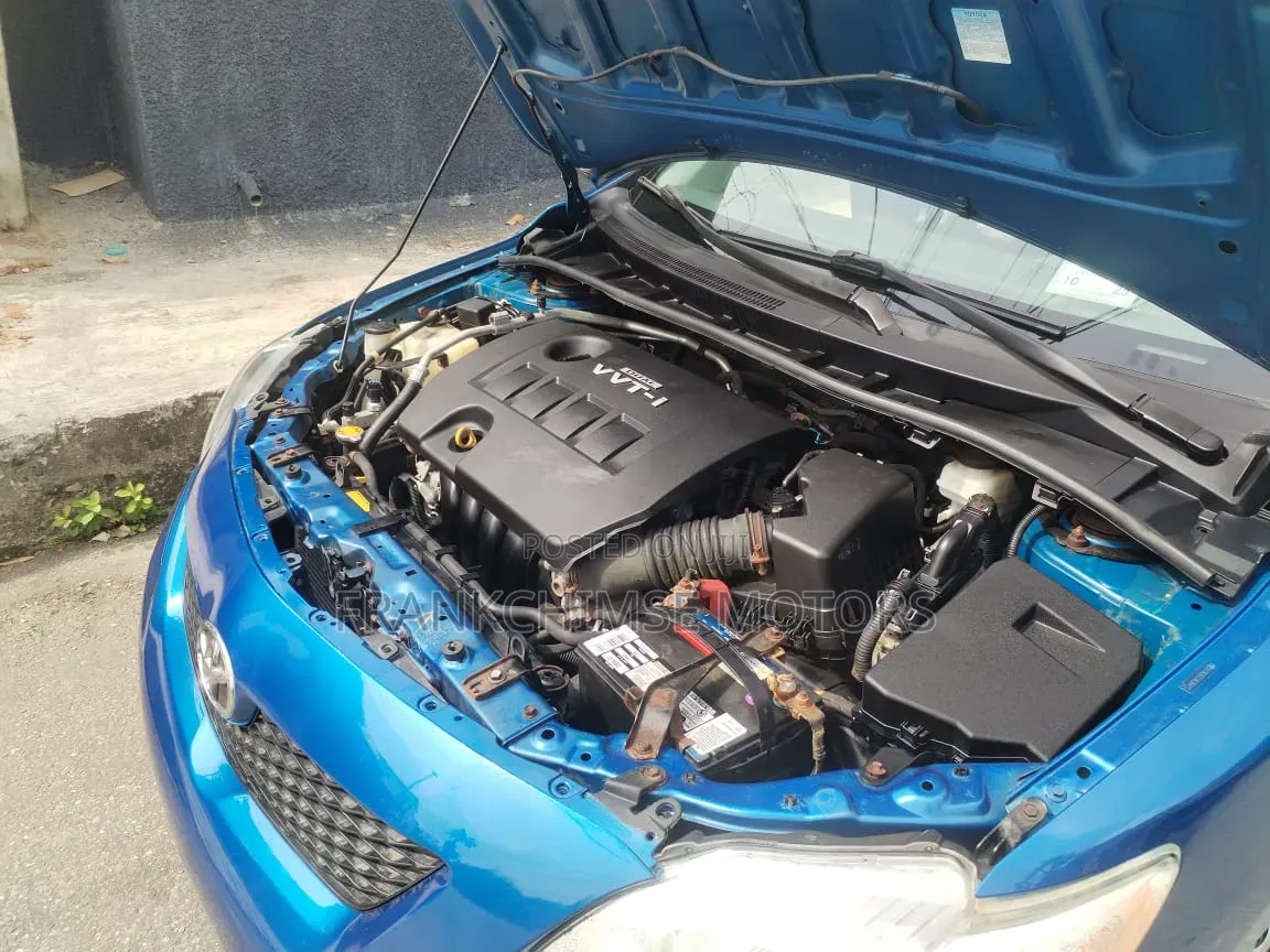 Toyota Corolla LE 4dr Sedan (1.8L 4cyl 4A) 2010 Blue