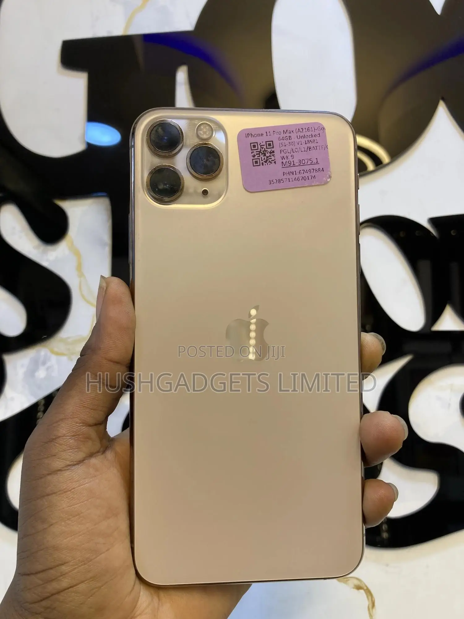 Apple iPhone 11 Pro Max 64 GB Gold