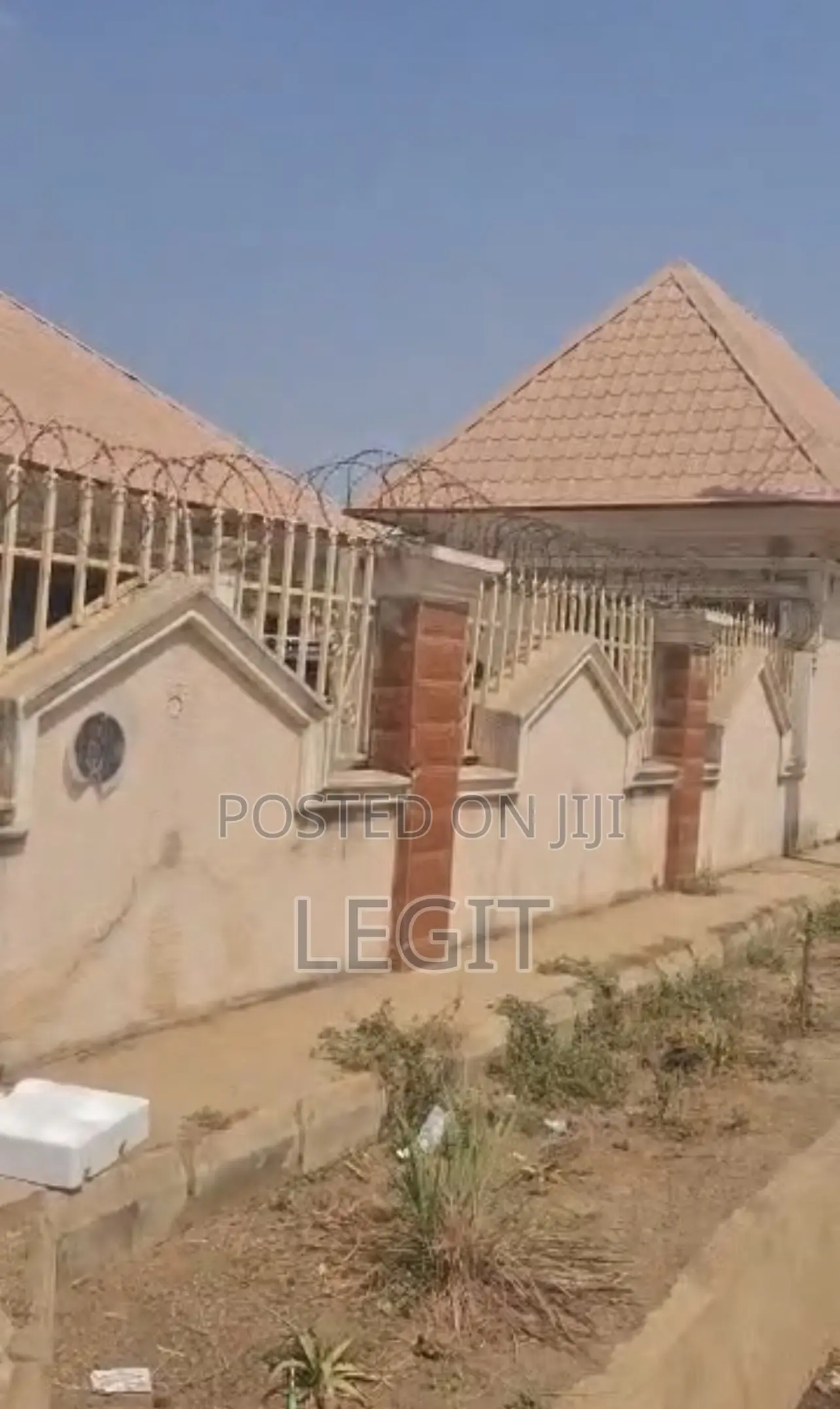 2bdrm Block of Flats in Lugbe District for sale