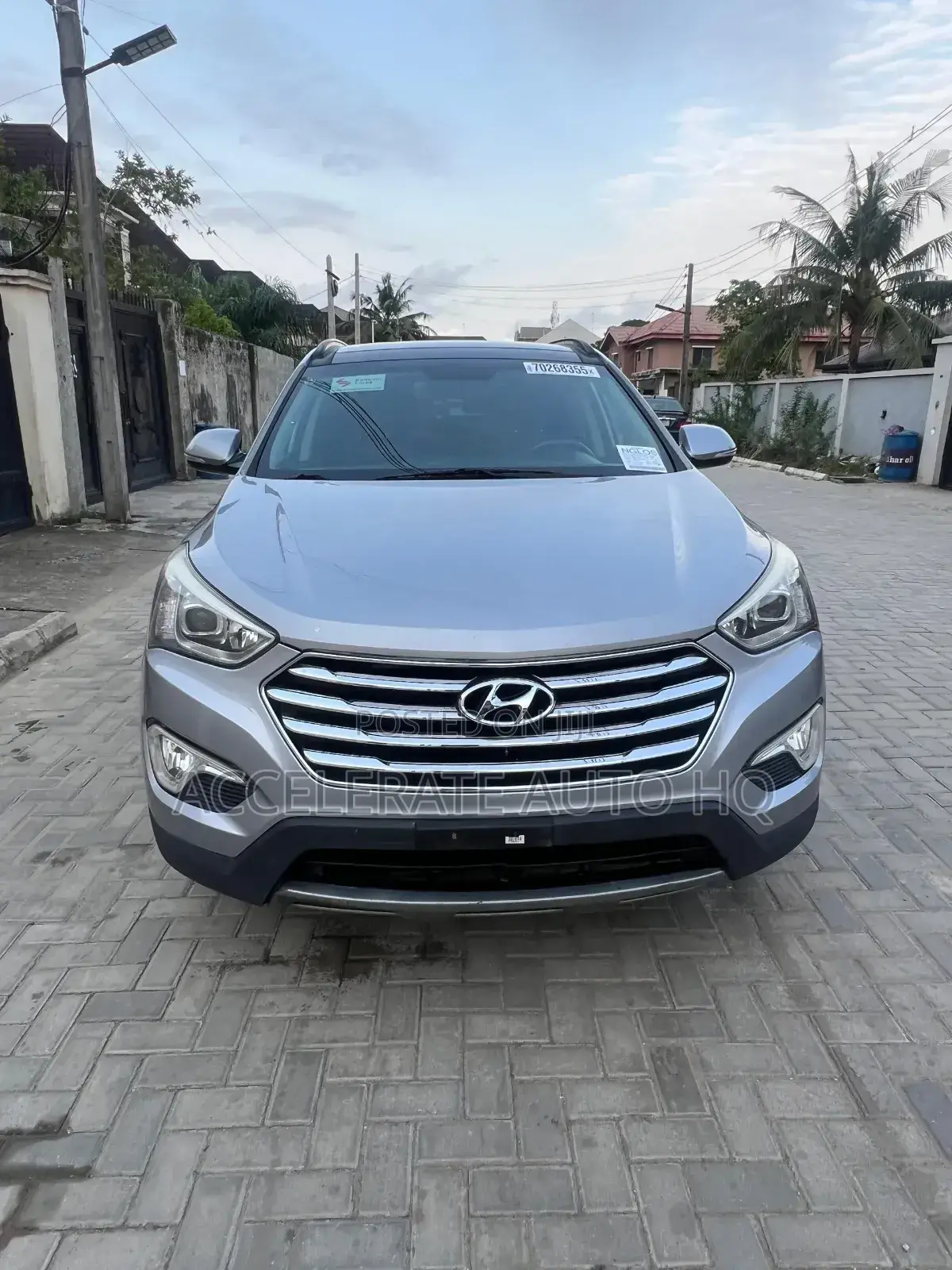 Hyundai Santa Fe Limited 4dr SUV AWD (3.3L 6cyl 6A) 2014 Silver