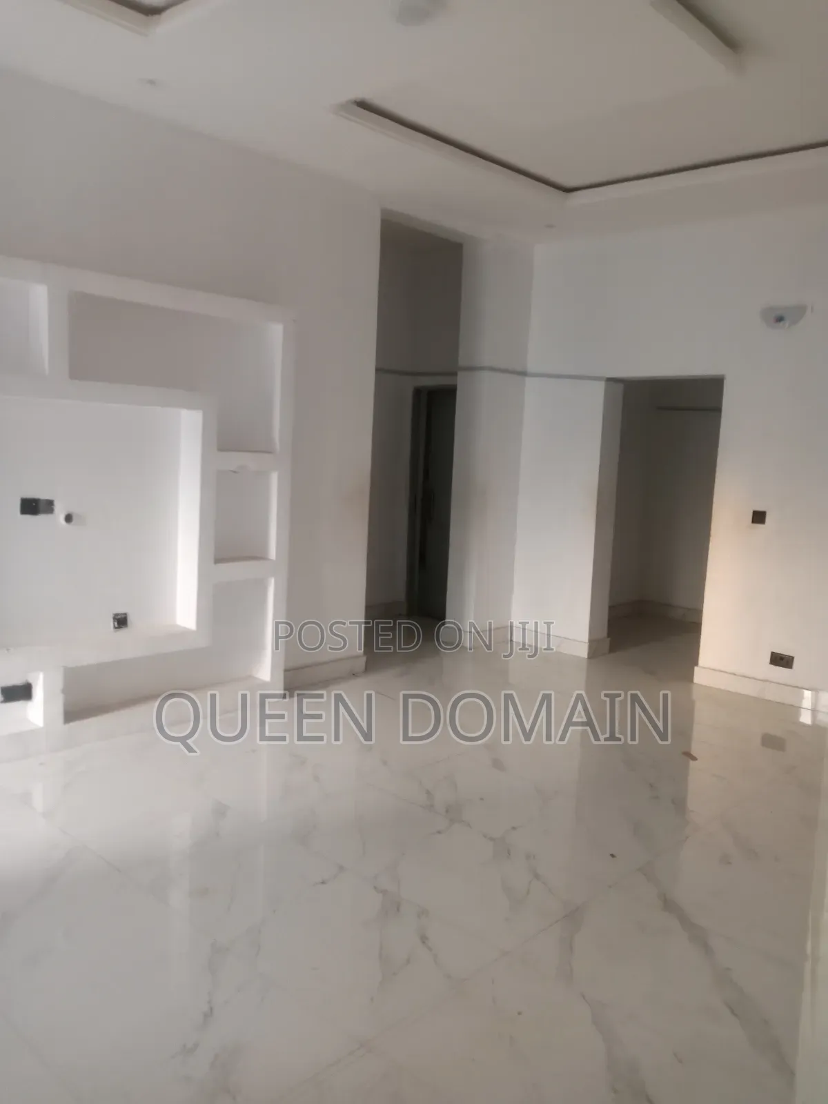 2bdrm Block of Flats in Silver Land Estate, Sangotedo for rent