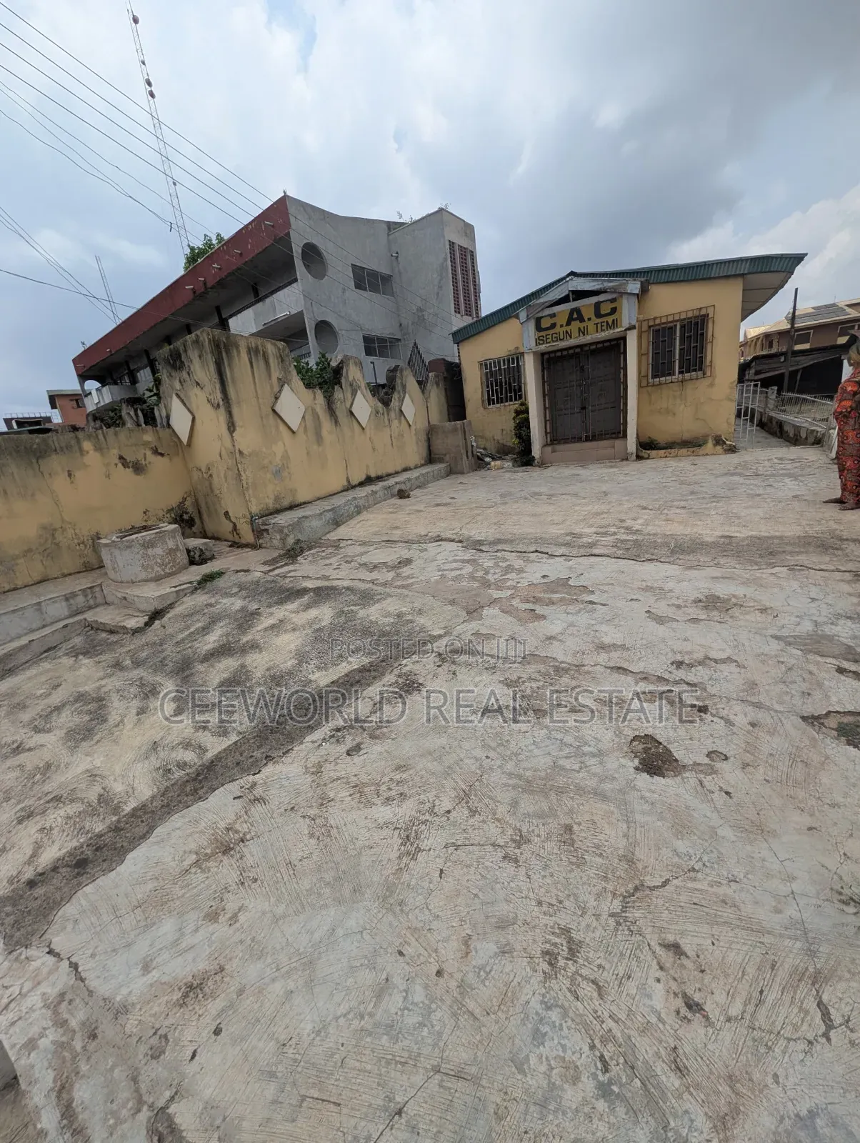 A Self Compound Mini Warehouse at Orita Challenge Ibadan