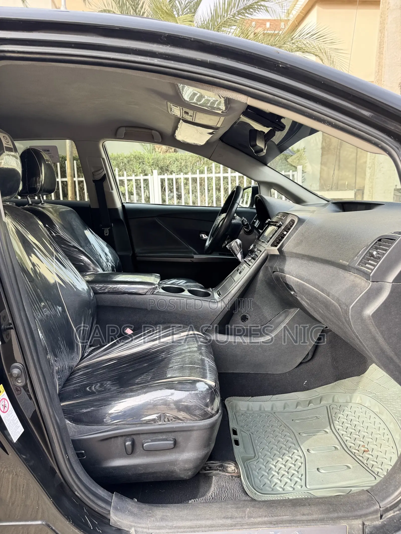 Toyota Venza Limited AWD V6 2013 Black