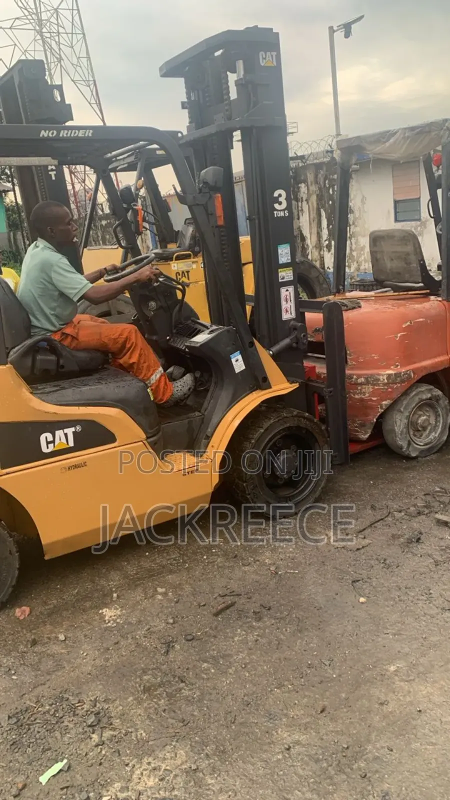 3ton Forklift Cat