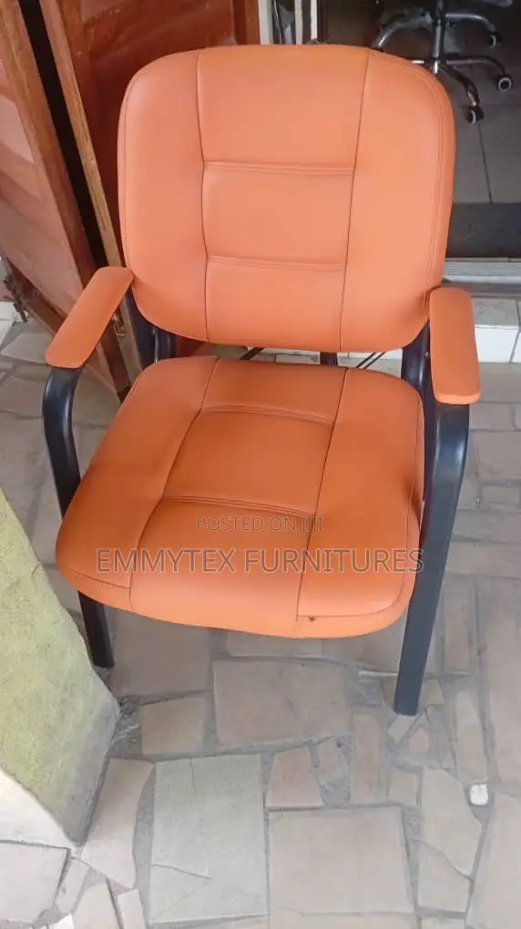 Four Leg Visitors Office Chair