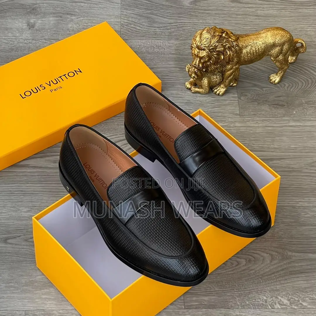Louis Vuitton Corporate Shoes 40-46 Available in Black and Brown