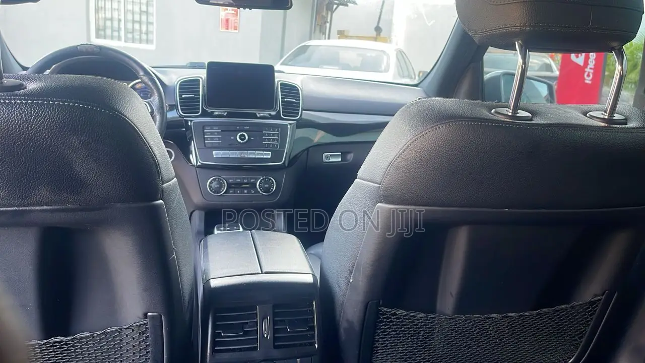 Mercedes-Benz GLE-Class GLE 400 4MATIC 2018 Gray