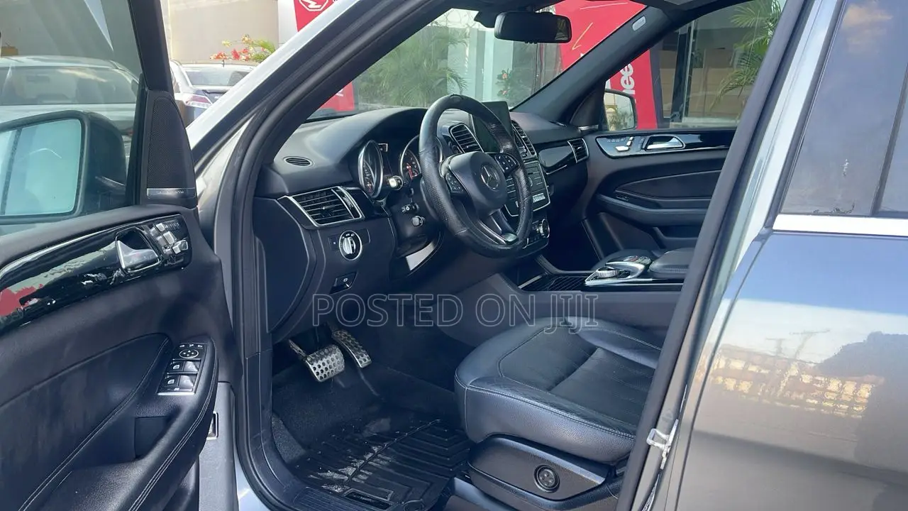 Mercedes-Benz GLE-Class GLE 400 4MATIC 2018 Gray