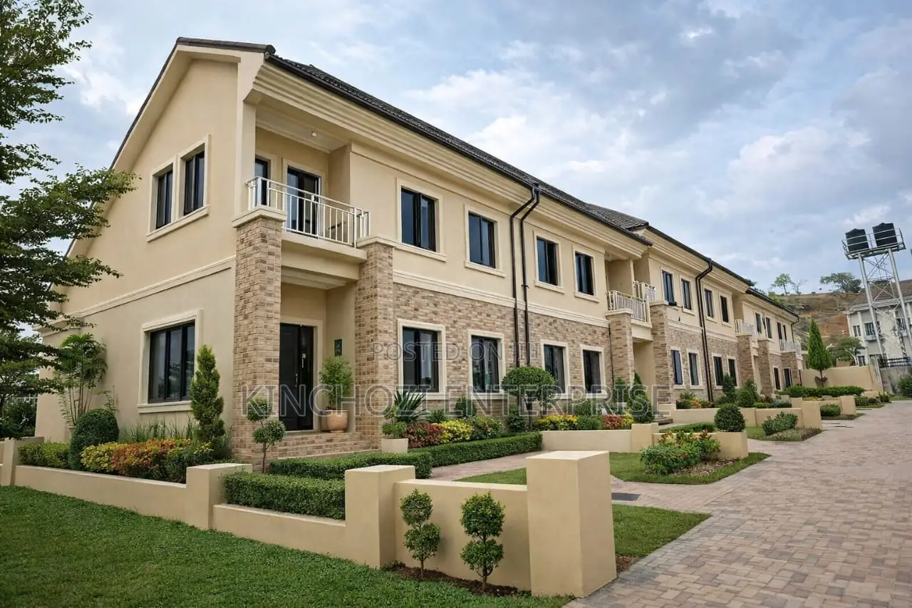 3bdrm Townhouse / Terrace in Rockvale Manors, Zone B for rent