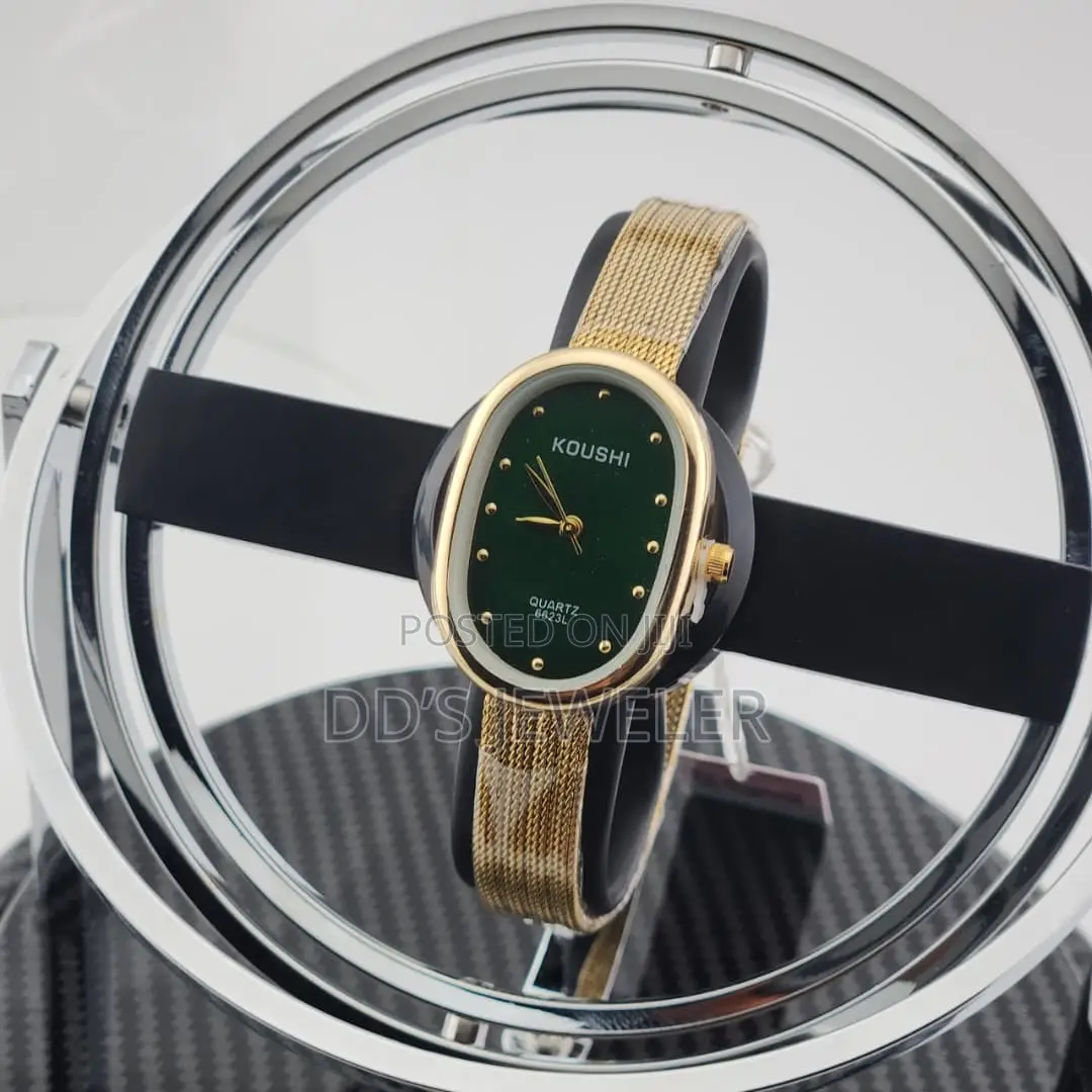 Hand Chain Wristwatch Koshi