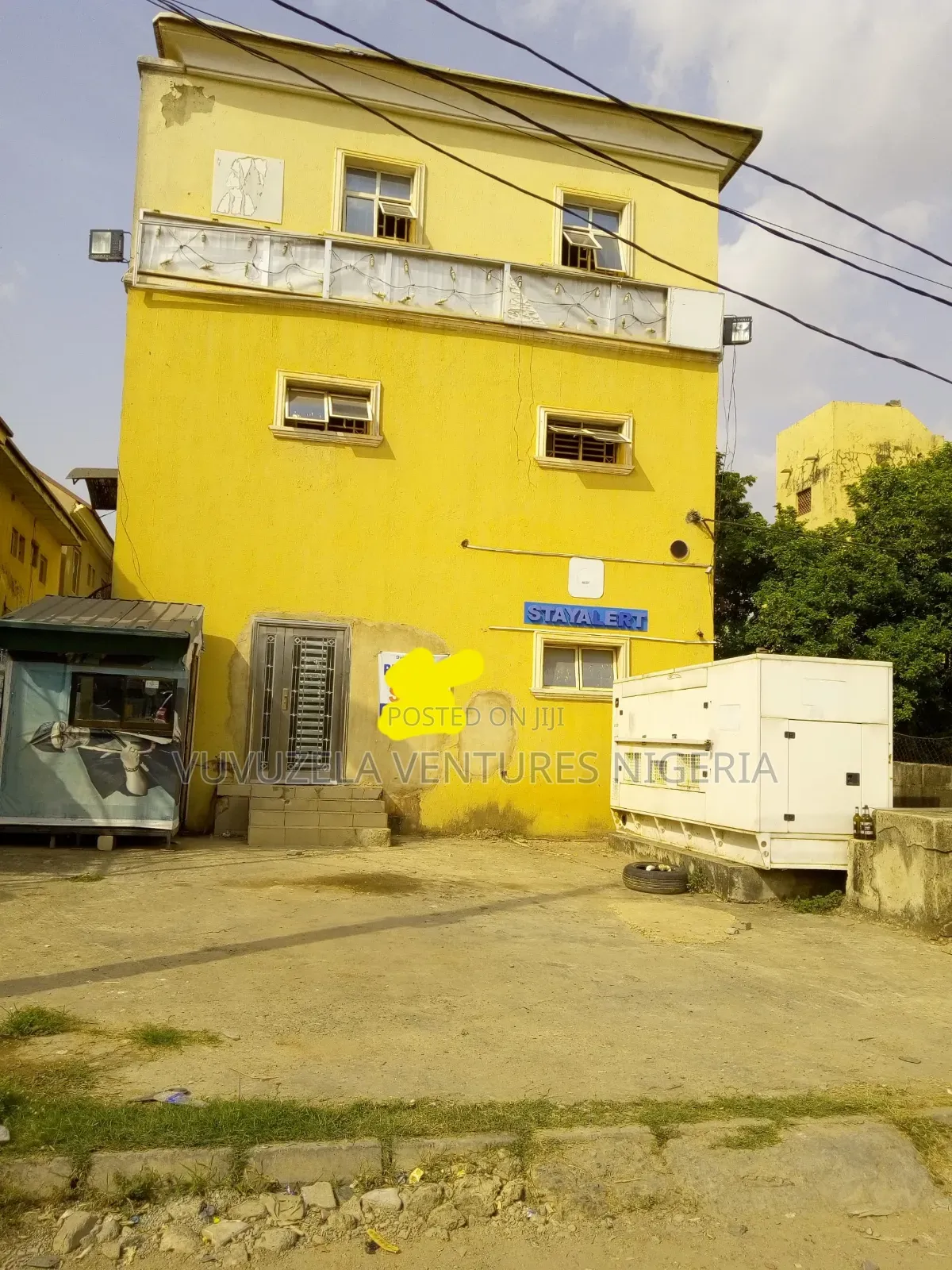 4bdrm Duplex in Gaduwa Estate for sale