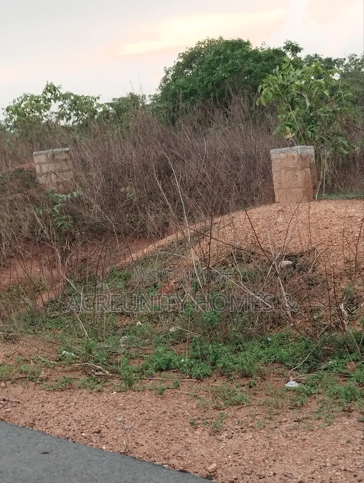 5 Acres of Commercial Land in Prime Area,Iseyin-Ogbomoso Way Oyo State