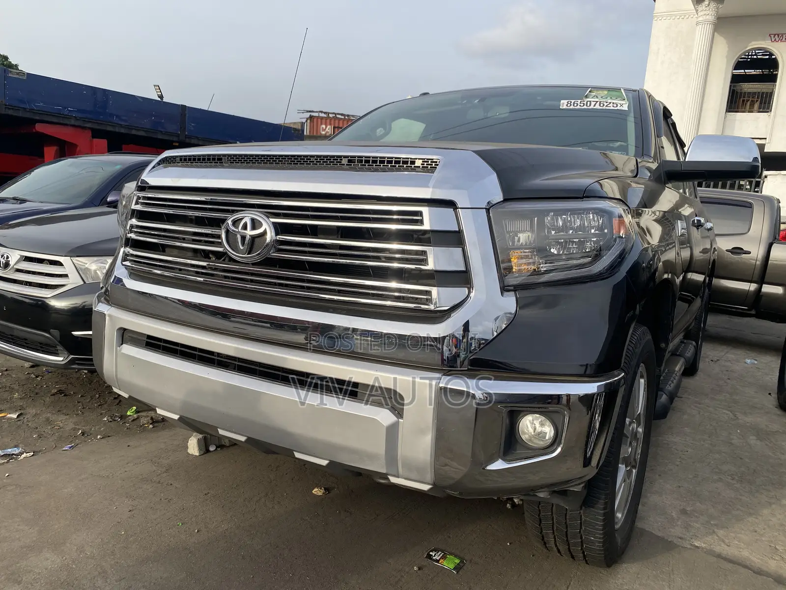 Toyota Tundra 2018 Black