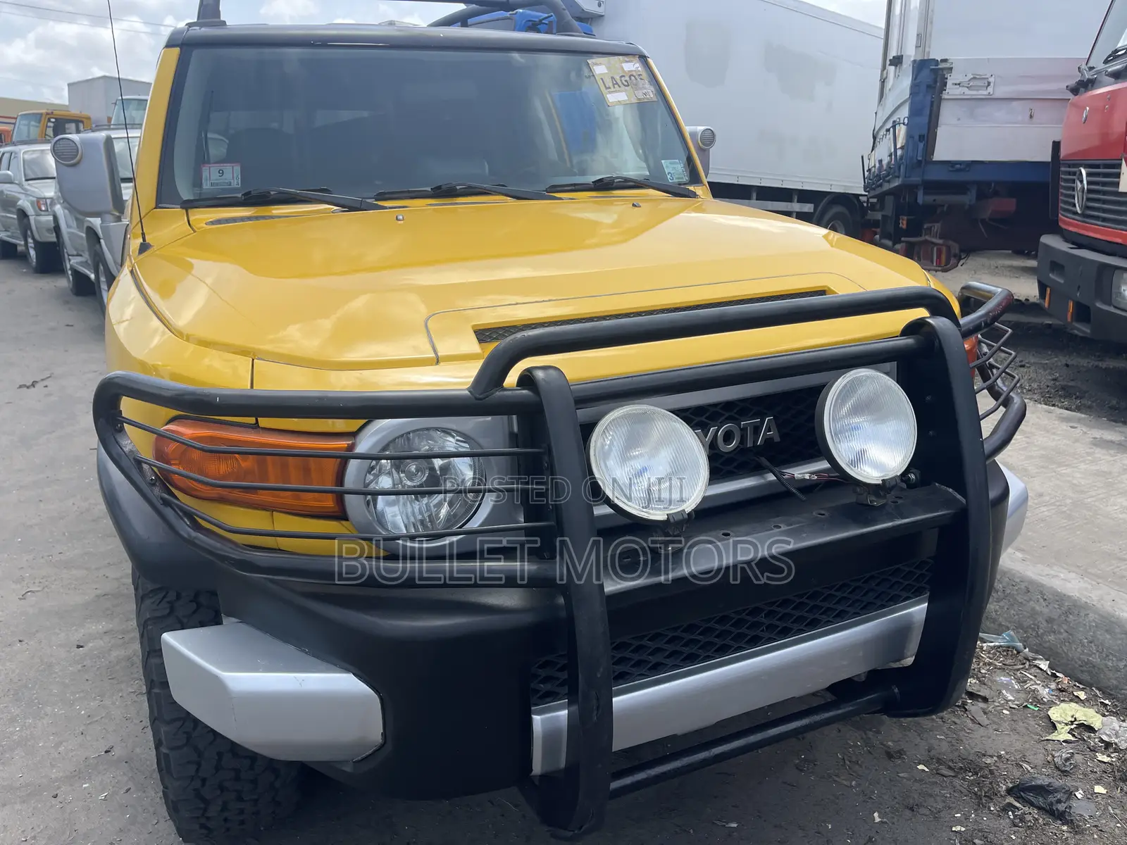 Toyota FJ Cruiser Base 4x4 2008 Yellow