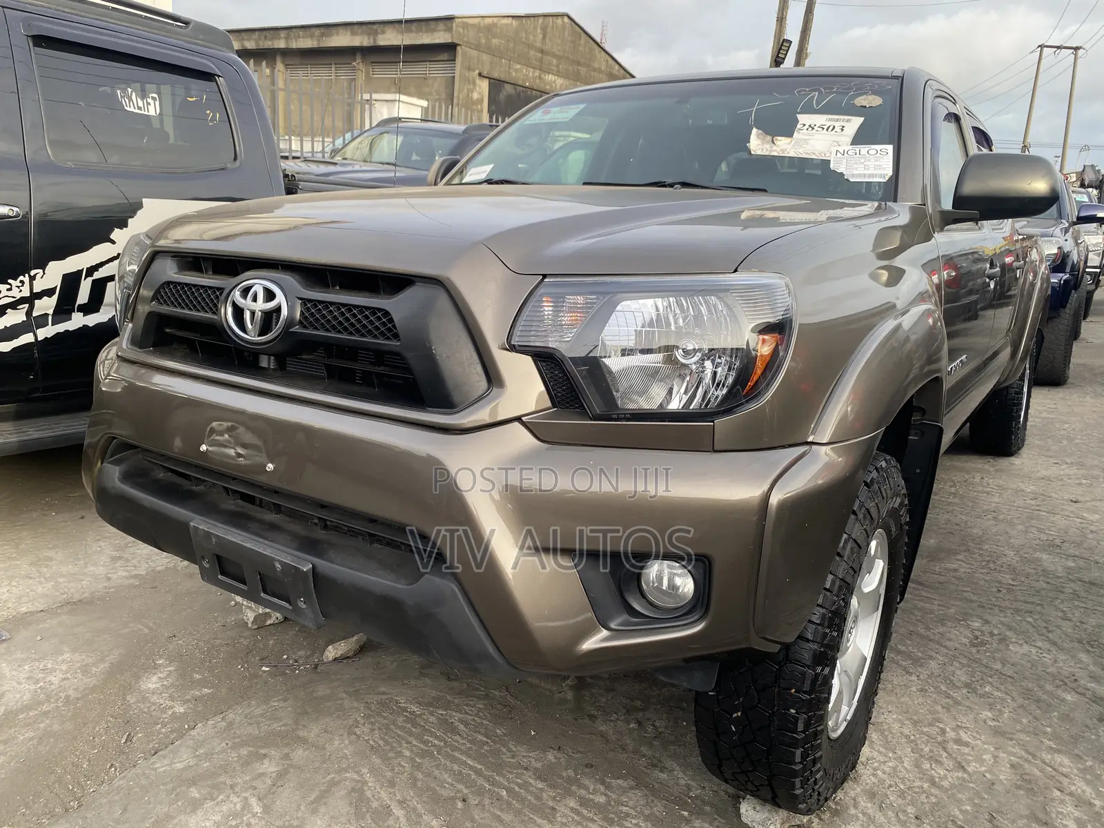 Toyota Tacoma Double Cab 4x4 Long Bed 4.0L V6 5-Speed Automatic 2013