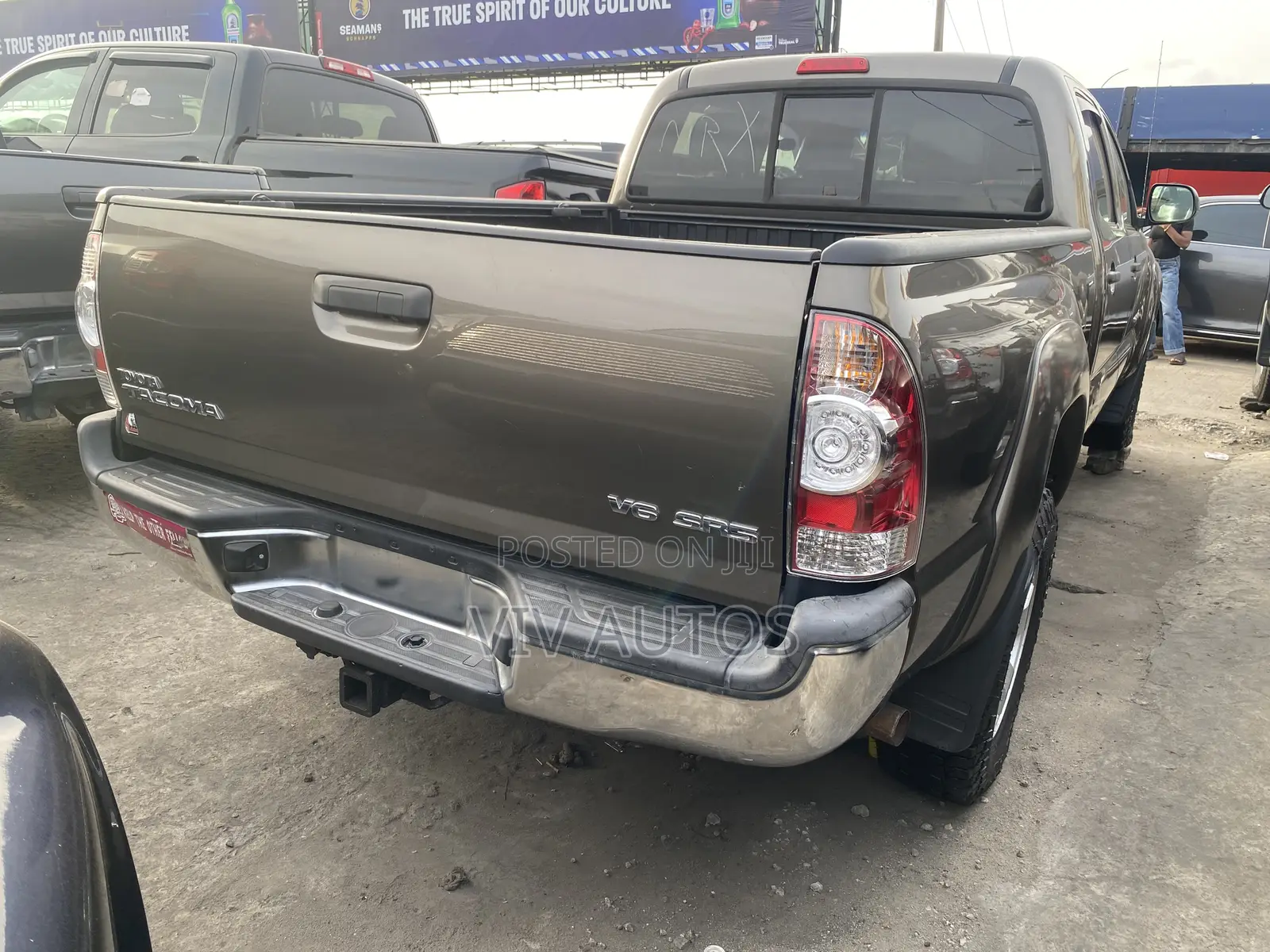 Toyota Tacoma Double Cab 4x4 Long Bed 4.0L V6 5-Speed Automatic 2013