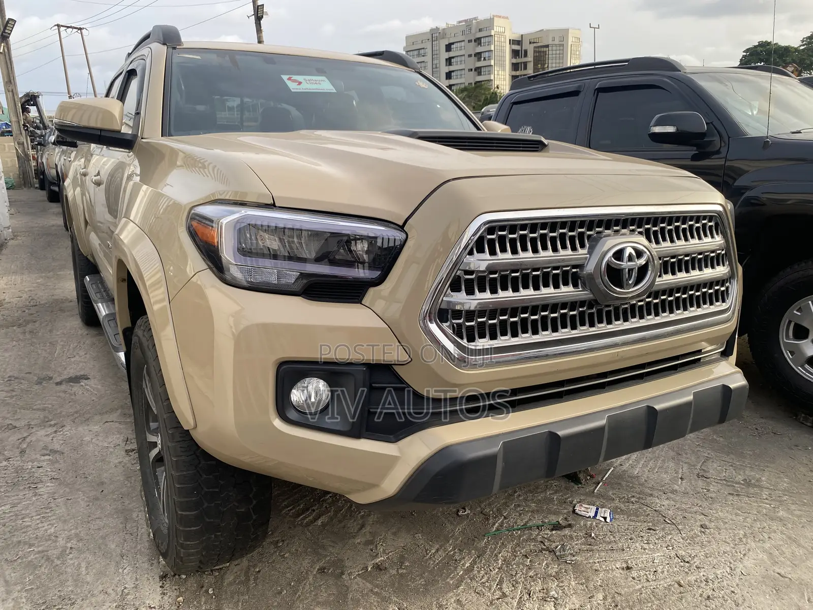 Toyota Tacoma TRD Off Road 2017 Beige