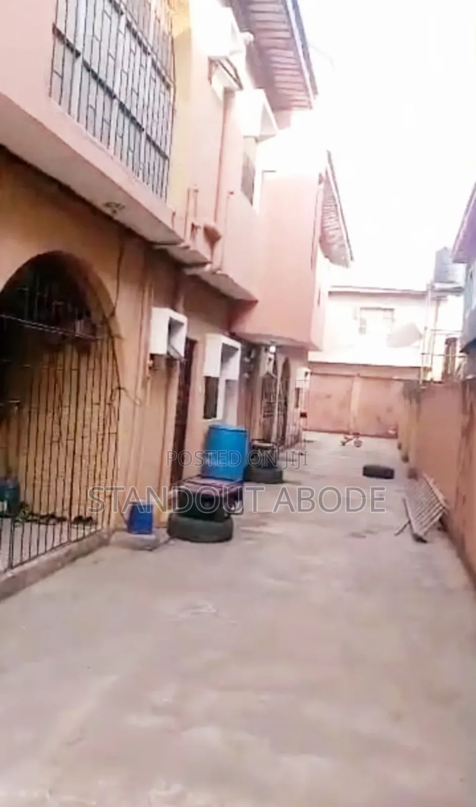 3bdrm Block of Flats in Ogunrobi Estate, Idimu for sale