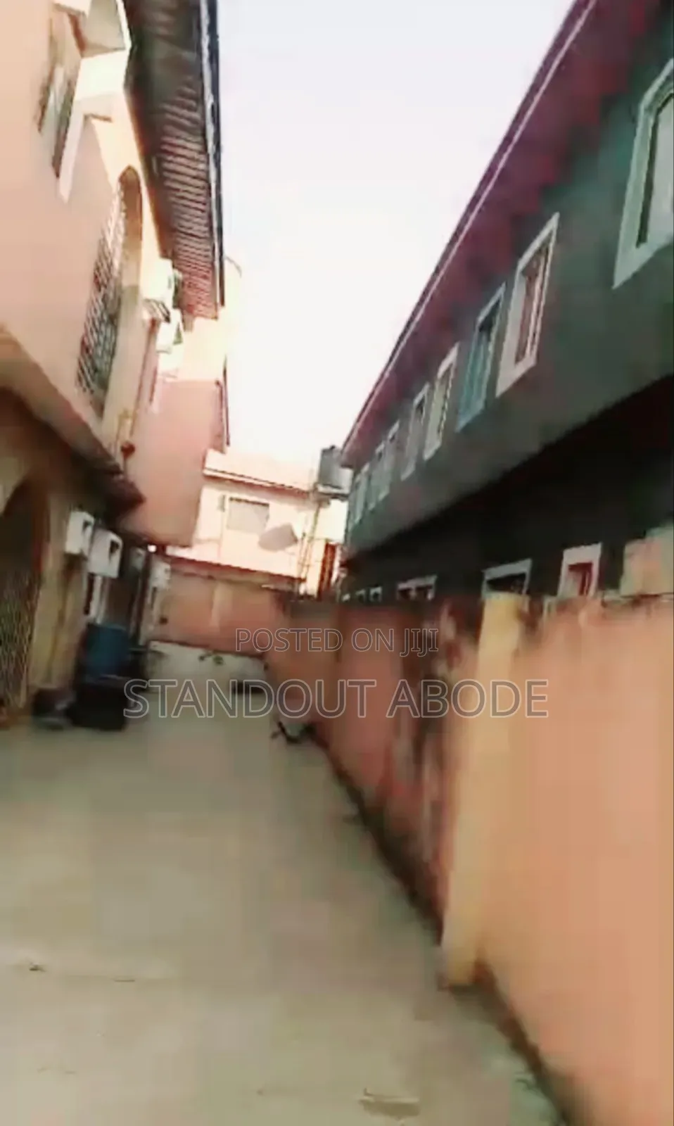 3bdrm Block of Flats in Ogunrobi Estate, Idimu for sale