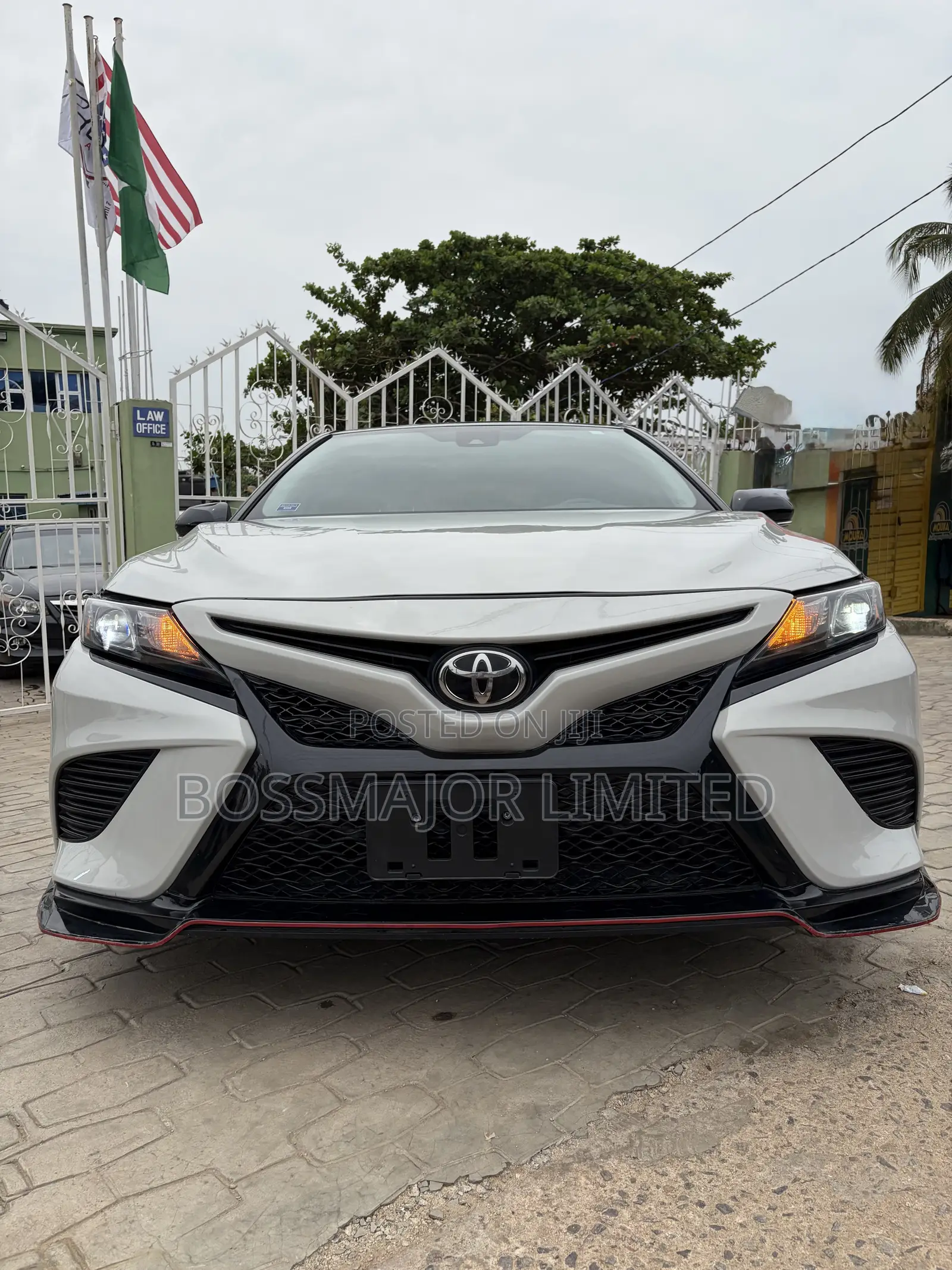 Toyota Camry TRD V6 2021 White