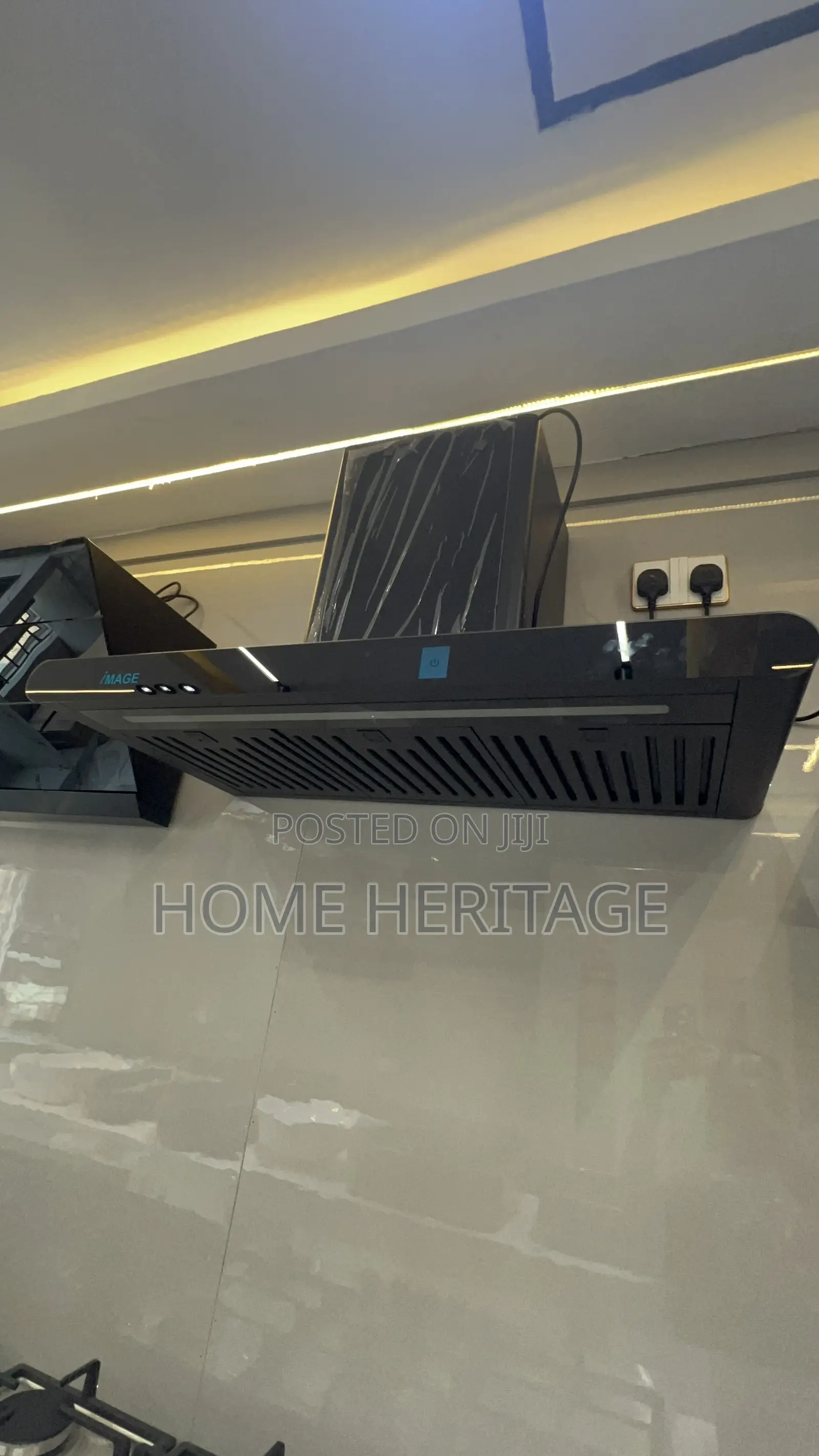Luxury Smart Range Hood With Hand Wave Control