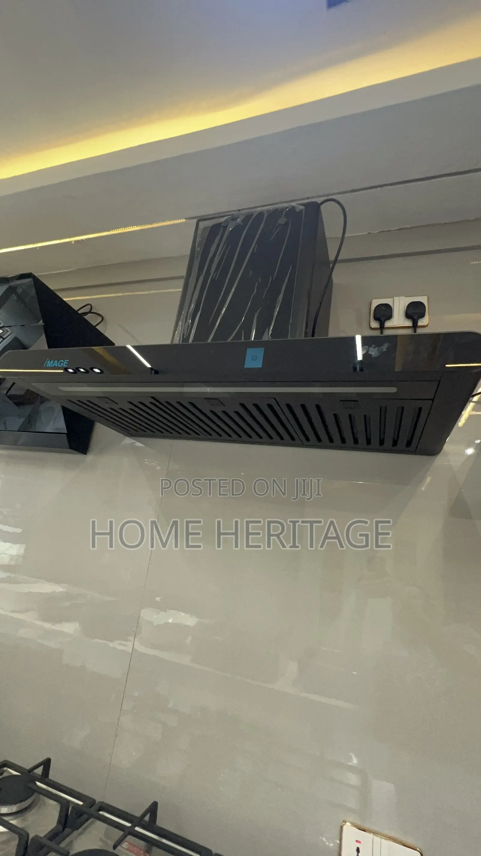 Luxury Smart Range Hood With Hand Wave Control
