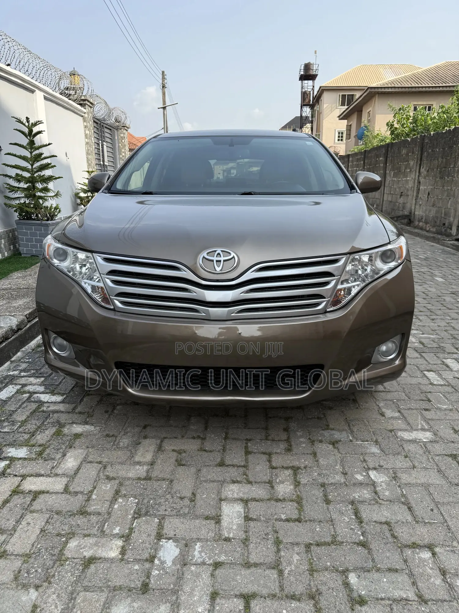 Toyota Venza AWD 2011 Brown