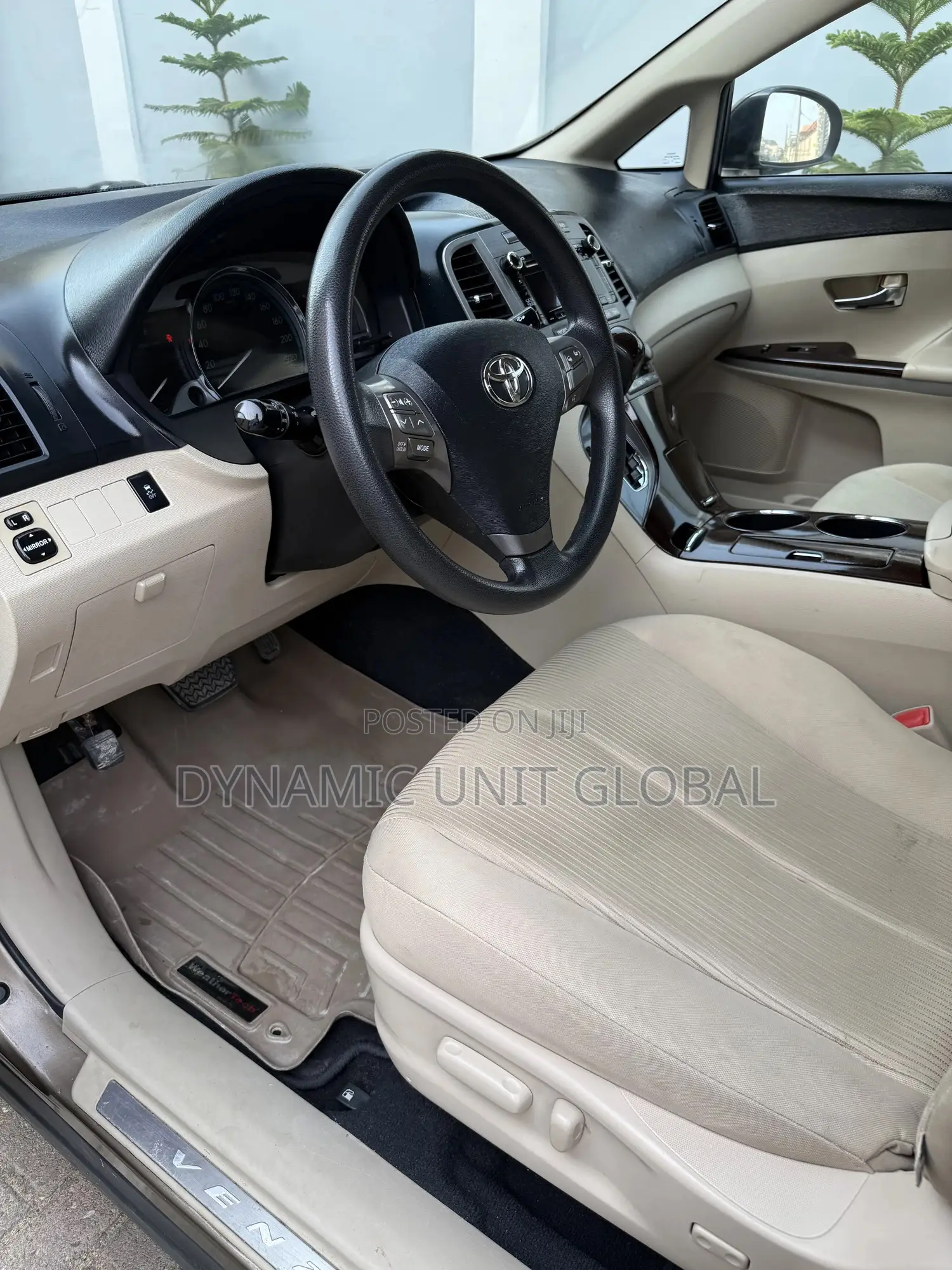 Toyota Venza AWD 2011 Brown