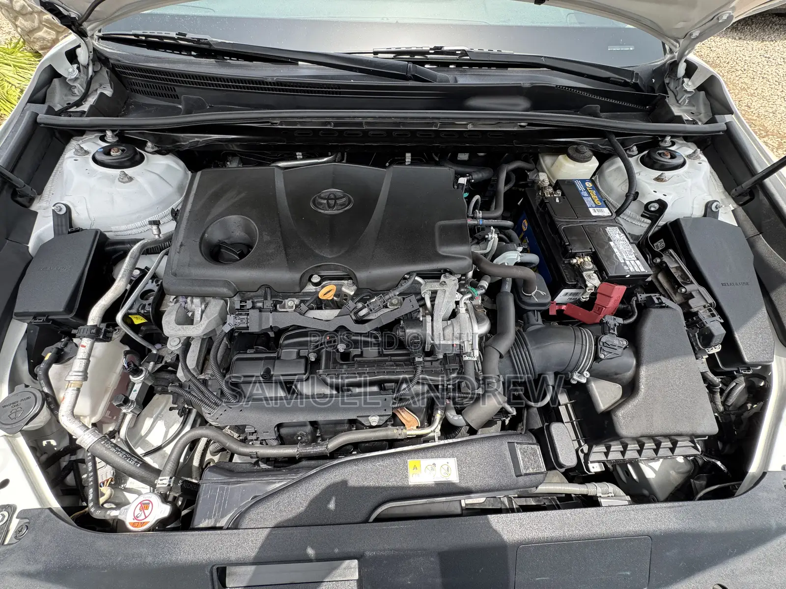 Toyota Camry XSE FWD (2.5L 4cyl 8AM) 2018 White