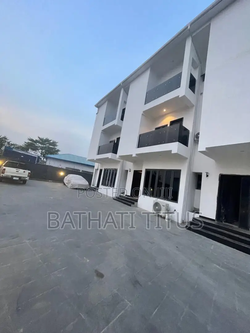 4bdrm Duplex in Jabi for sale
