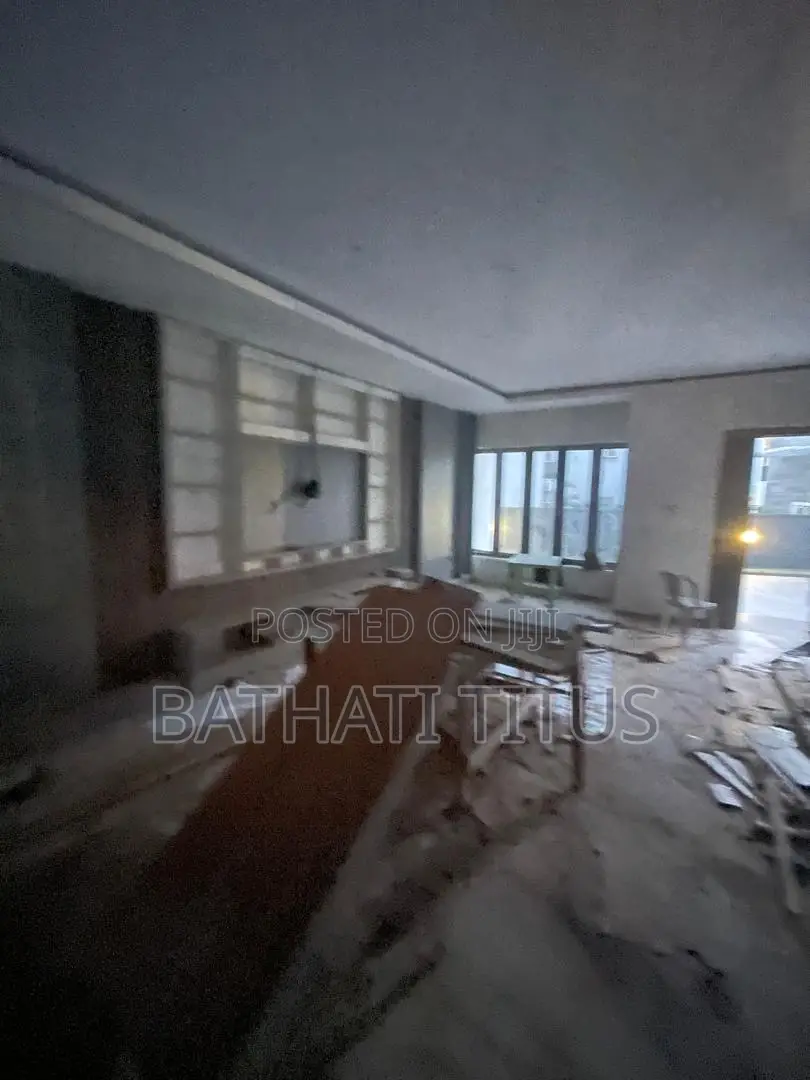 4bdrm Duplex in Jabi for sale