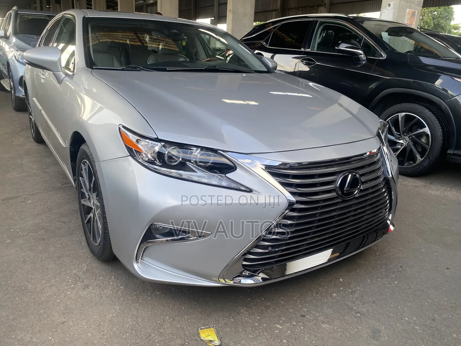 Lexus ES 350 FWD 2016 Silver