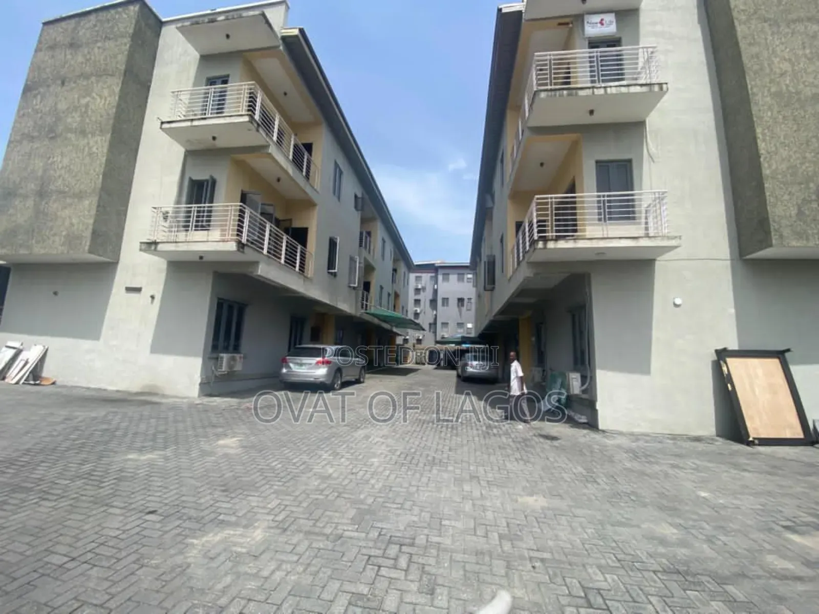 4bdrm Duplex in Ikate for rent