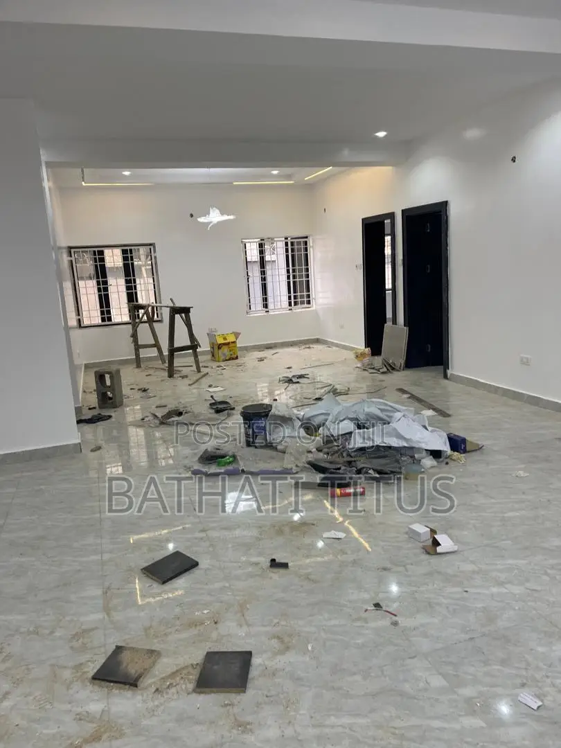 3bdrm Block of Flats in Jahi for sale