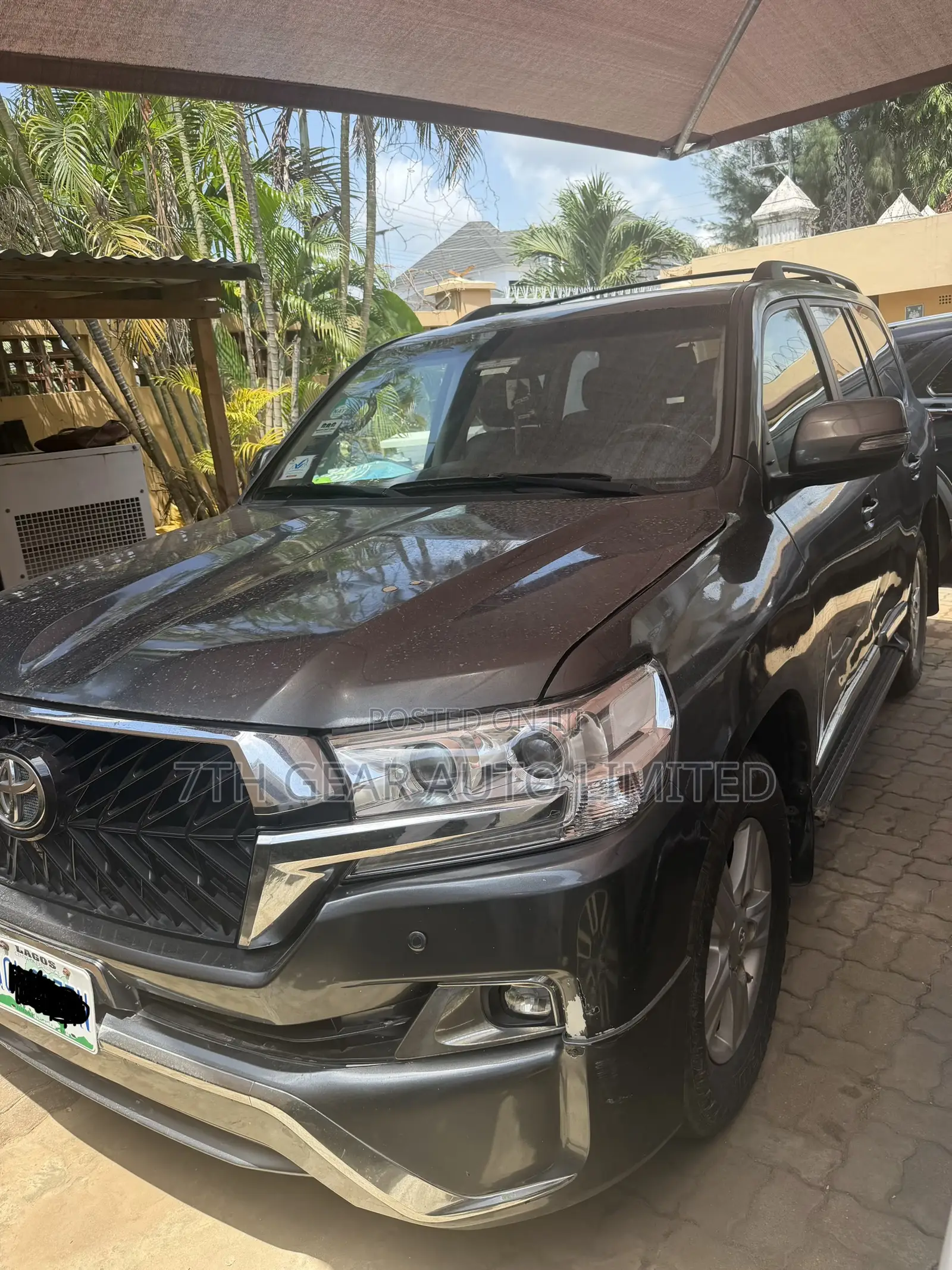 Toyota Land Cruiser 5.7 V8 2013 Gray
