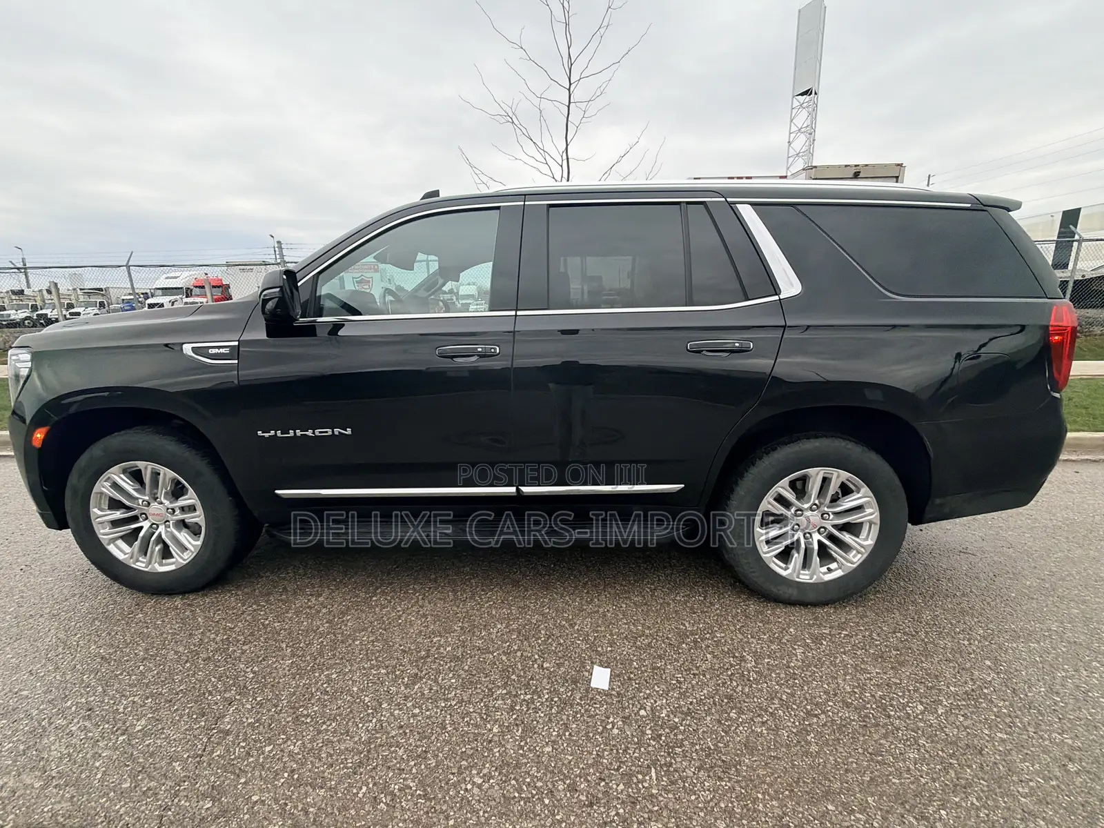 GMC Yukon SLT 4WD 2024 Black