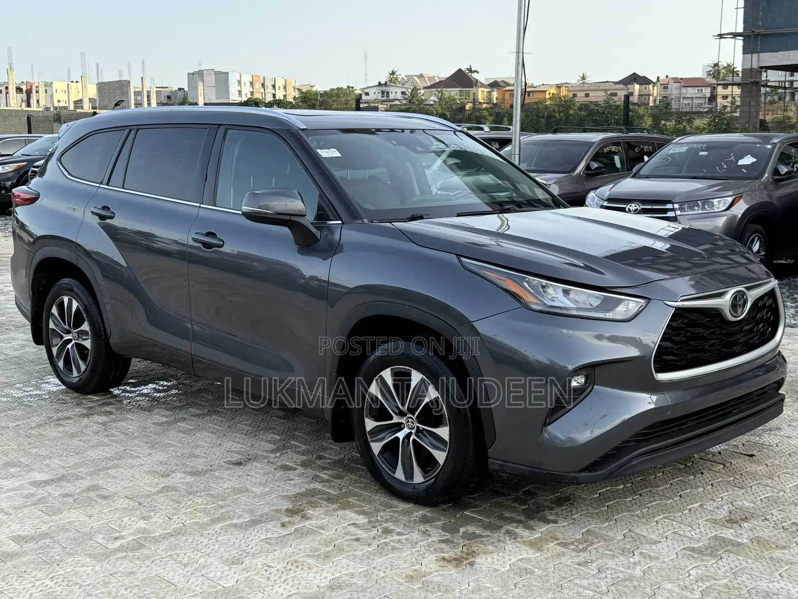 Toyota Highlander XLE AWD 2020 Gray