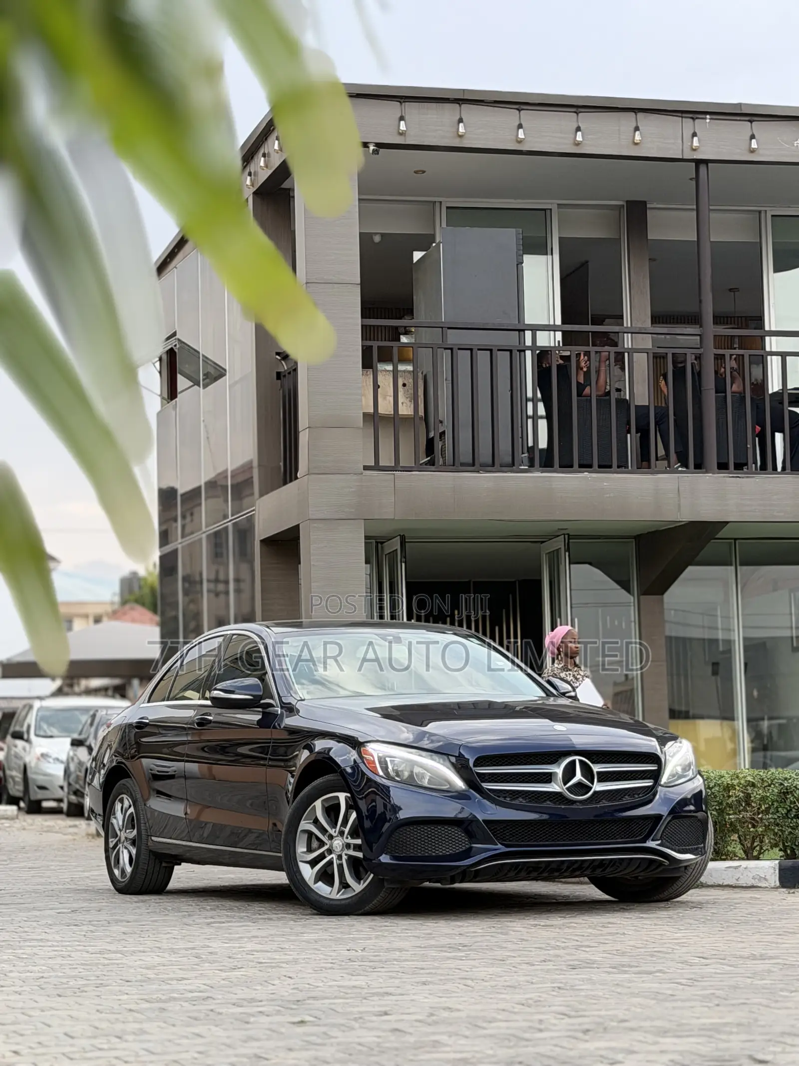 Mercedes-Benz C300 Luxury Sedan RWD (2.0L 4cyl 7A) 2016 Blue