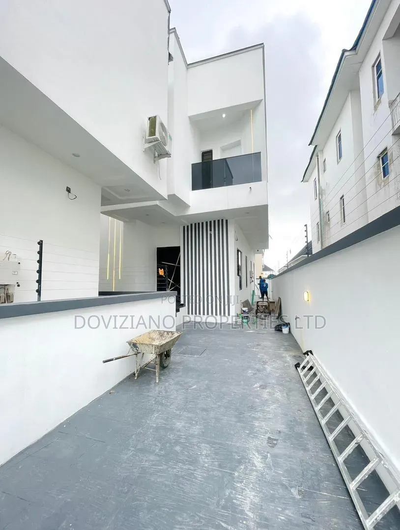 4bdrm Duplex in VGC / Ajah for sale