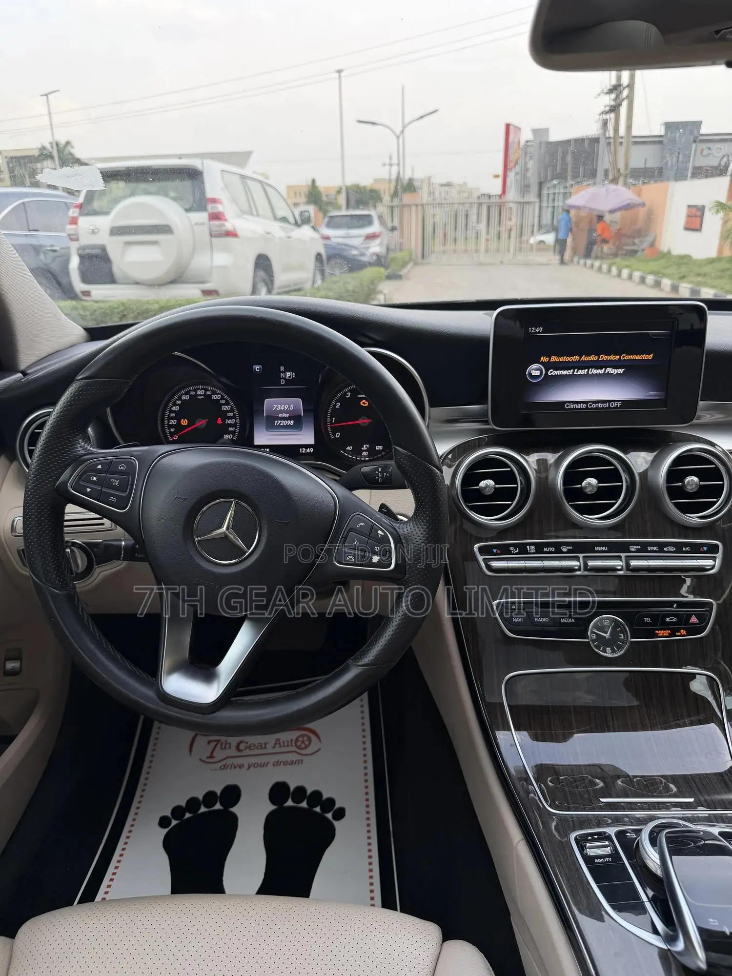 Mercedes-Benz C300 Luxury Sedan RWD (2.0L 4cyl 7A) 2016 Blue