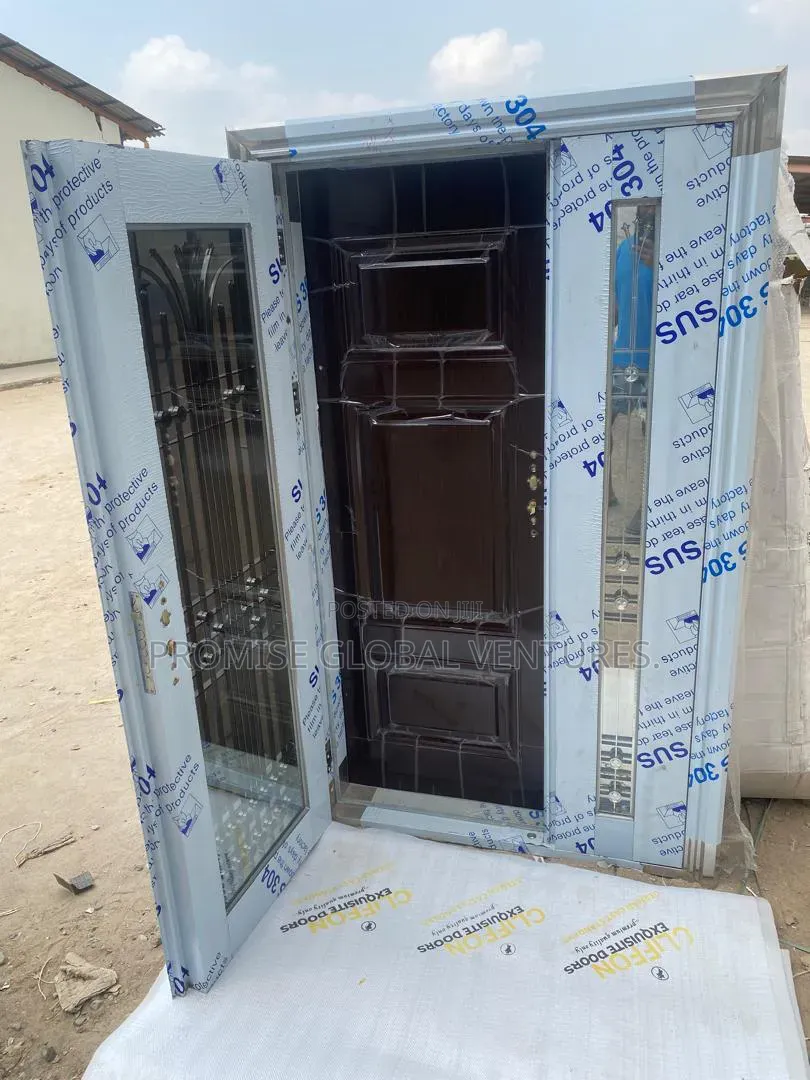 4ft Glass Door in Door
