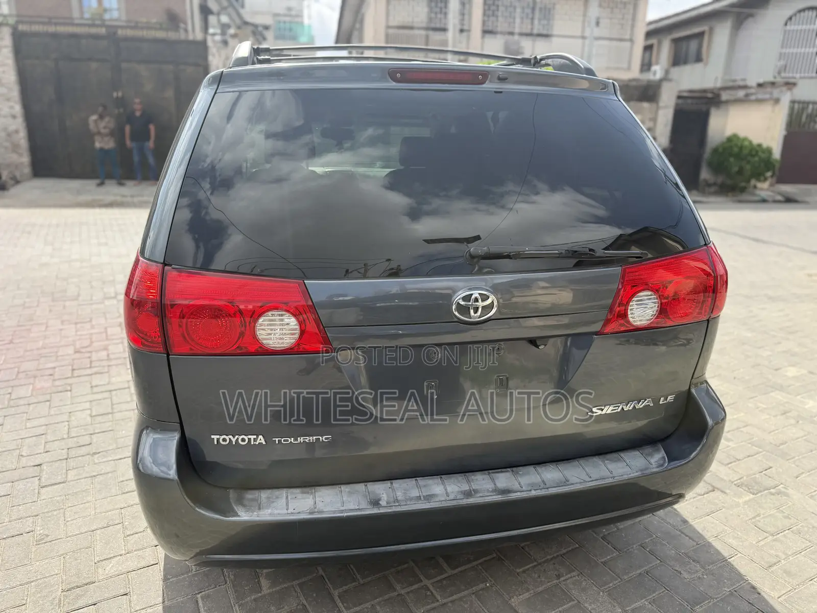 Toyota Sienna LE AWD 2006 Gray